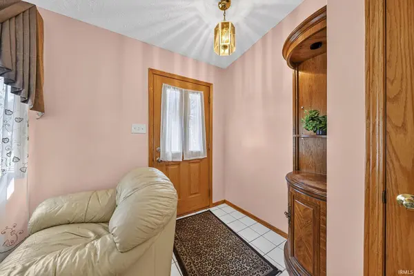 892 Essex DR, Porter, IN 46304-9599