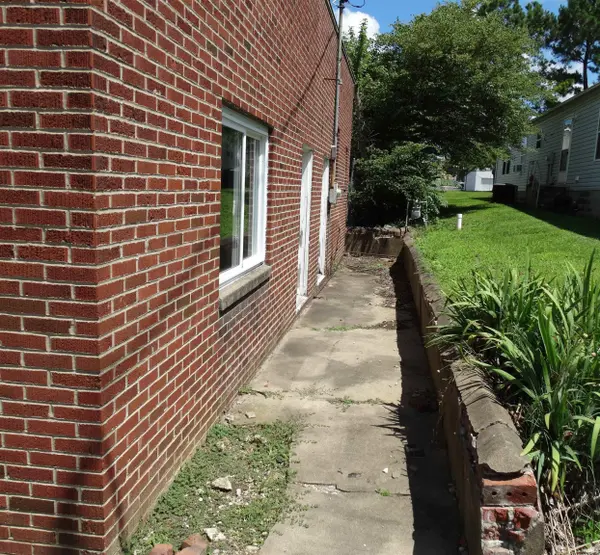 320 S Third ST, Boonville, IN 47601