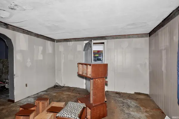 422 Michigan AVE, Logansport, IN 46947
