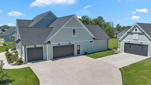 4614 N Triple Crown DR, Bloomington, IN 47404