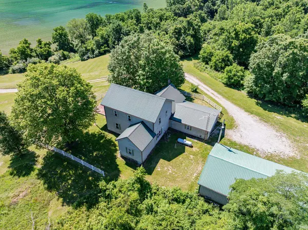 1055 E 300 N RD, New Castle, IN 47362
