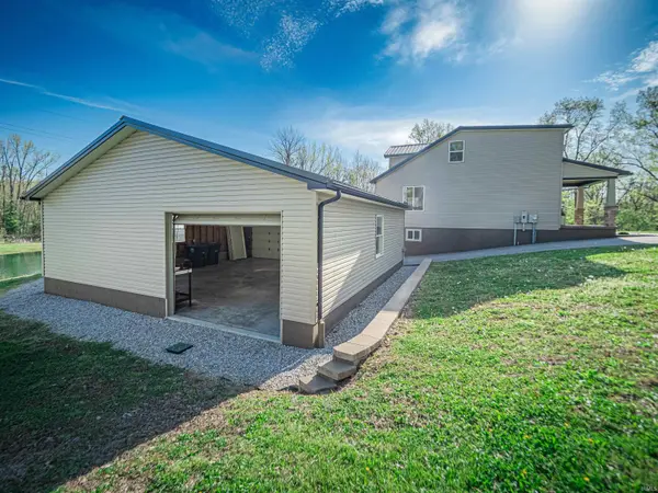2615 Buchanan RD, Evansville, IN 47720