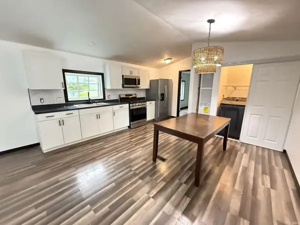 401 S 18th ST, Petersburg, IN 47567