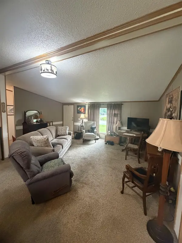 17866 Main ST, Tyner, IN 46572