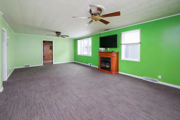 507 E 9th ST, Auburn, IN 46706