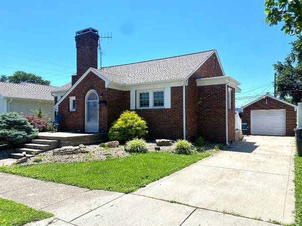 379 NE H ST, Linton, IN 47441