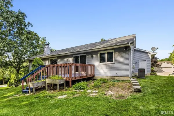 1904 Hunters Ridge DR, Huntington, IN 46750-9089