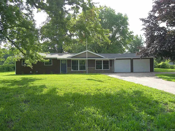 8138 Rose RD, Plymouth, IN 46563