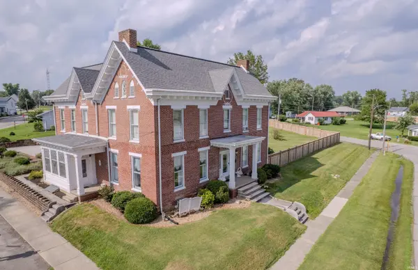 501 E Main ST, Loogootee, IN 47553