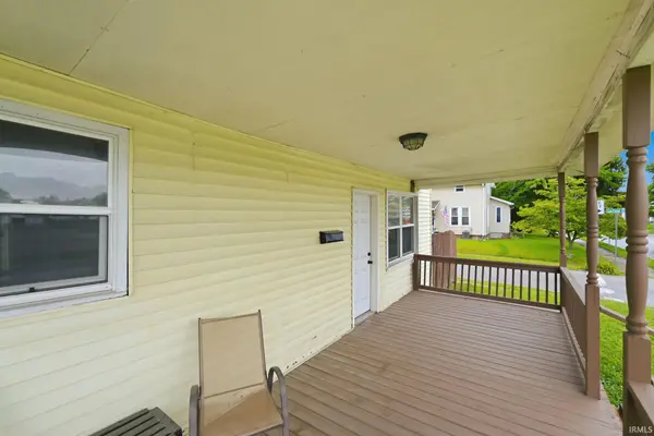 901 E Market ST, Crawfordsville, IN 47933-1944
