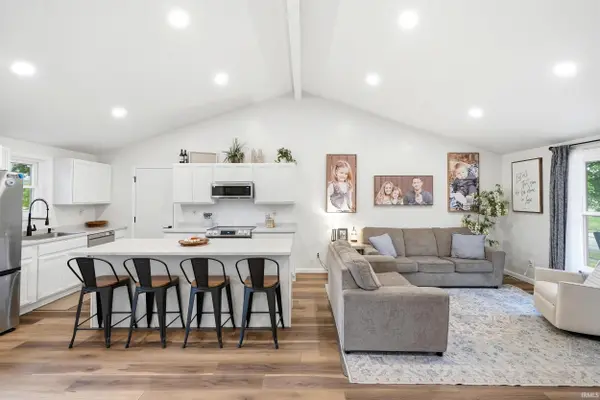 414 Meadow LN, Bluffton, IN 46714