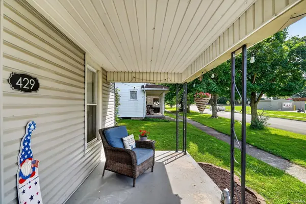 429 W Franklin ST, Delphi, IN 46923