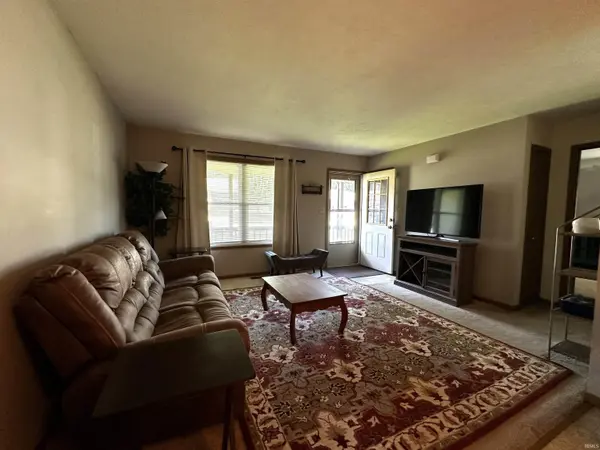1101 N Forest View DR, Ellettsville, IN 47429-1082