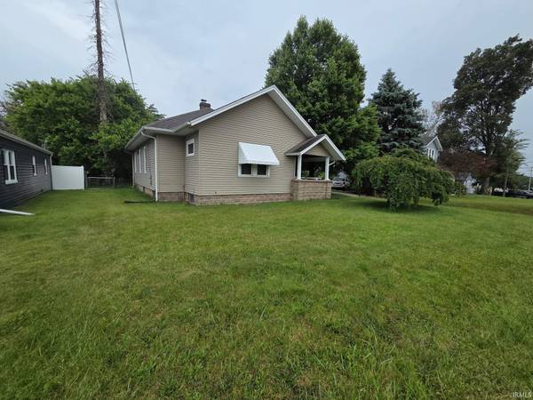 1608 Sheridan ST, South Bend, IN 46628