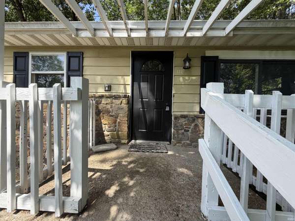 132 Briar AVE, Bedford, IN 47421
