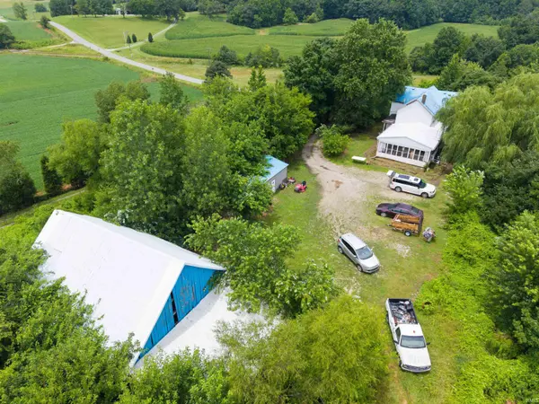 10663 E County Road 1100 N ***, Evanston, IN 47531