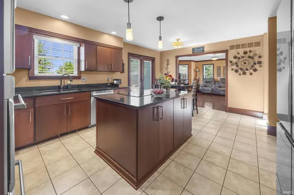 961 W 19th ST, Jasper, IN 47546