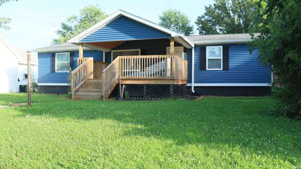 1411 W Walnut ST, Washington, IN 47501