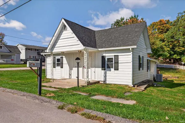 220 S 2nd ST, Ellettsville, IN 47429