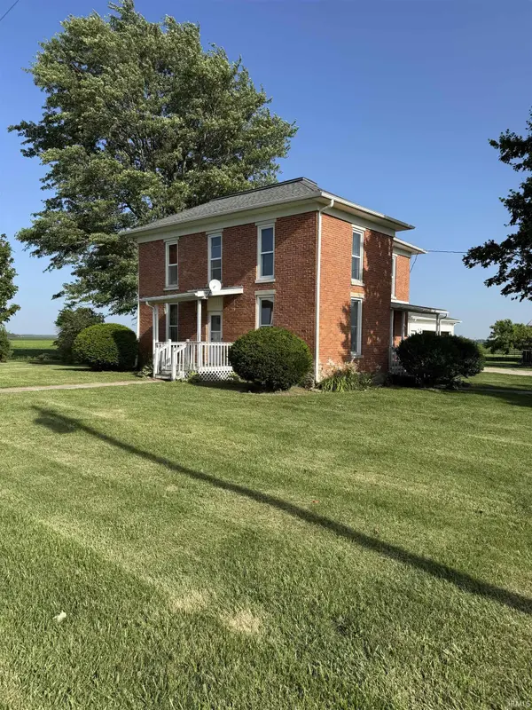 721 E 100 S ***, Huntington, IN 46750