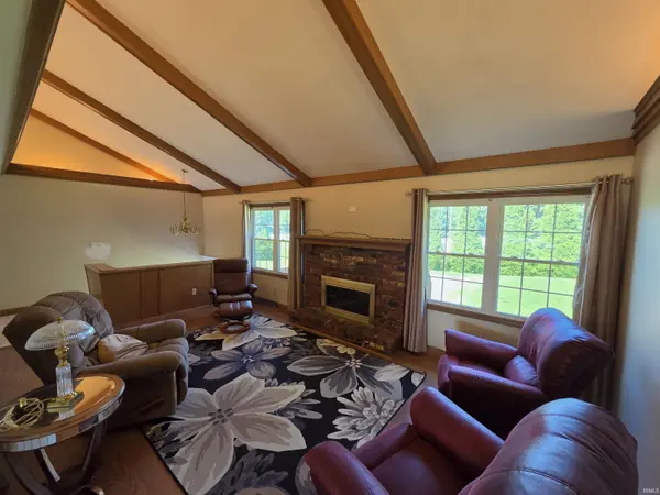 1643 Spruce DR, Vincennes, IN 47591