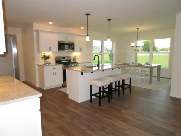 68376 Falcons Lair LN, New Paris, IN 46553-2403