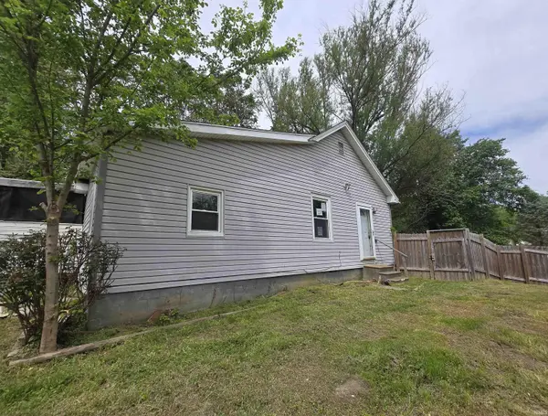 2271 Spring ST, Spottsville, KY 42458