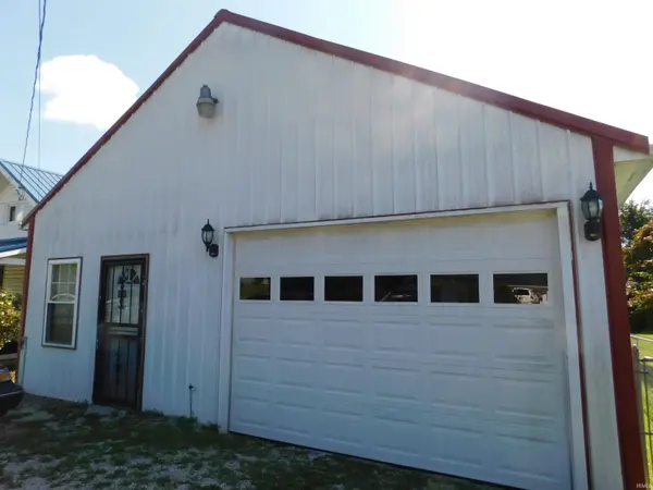 7180 Corydon Junction RD, New Salisbury, IN 47161