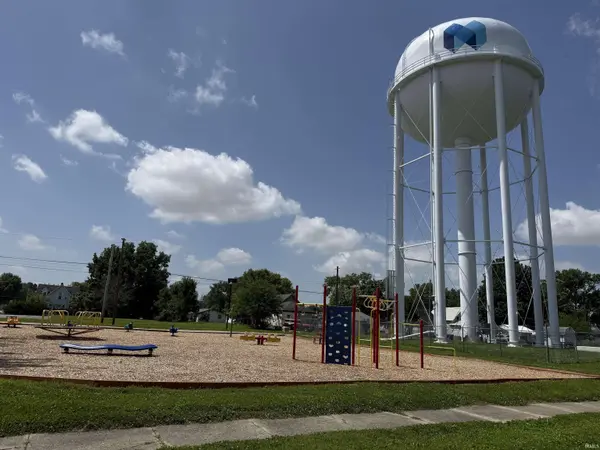 1615 W 1ST ST, Marion, IN 46952