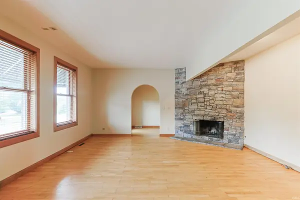 306 S Notre Dame AVE, South Bend, IN 46617-3008