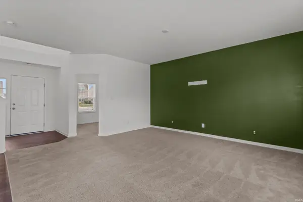 3237 Sand Walk DR, Kokomo, IN 46902