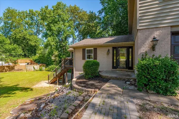 624 Forest Park DR, Newburgh, IN 47630