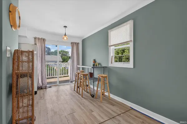 392 Fairmount RD, Kingsford Heights, IN 46346