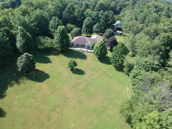 7078 S PR Royal Springs DR, Shelbyville, IN 46176