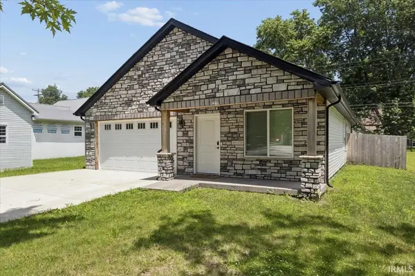 105 N Railroad ST, Colfax, IN 46035-9113