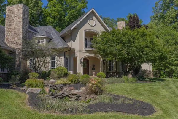 1620 Talon PL, Evansville, IN 47725
