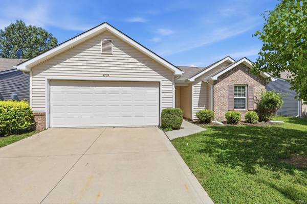 4009 Nadina CV, Fort Wayne, IN 46815-5854