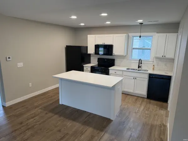 901 Dorwin ST, Decatur, IN 46733