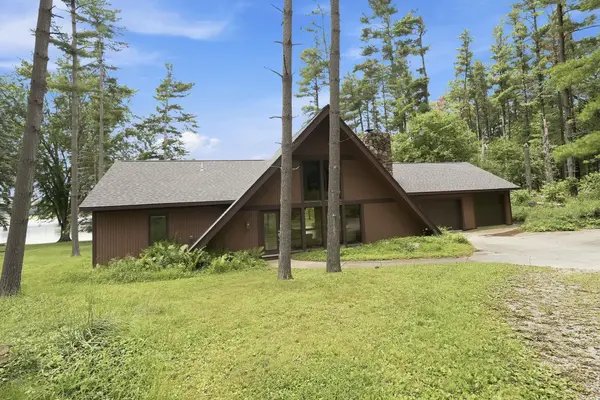 235 Lane 100 Pine Canyon Lk ***, Angola, IN 46703