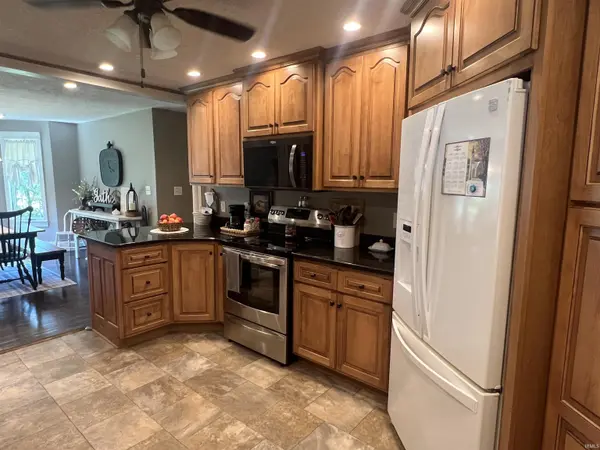 5286 N 600 W ***, Worthington, IN 47471