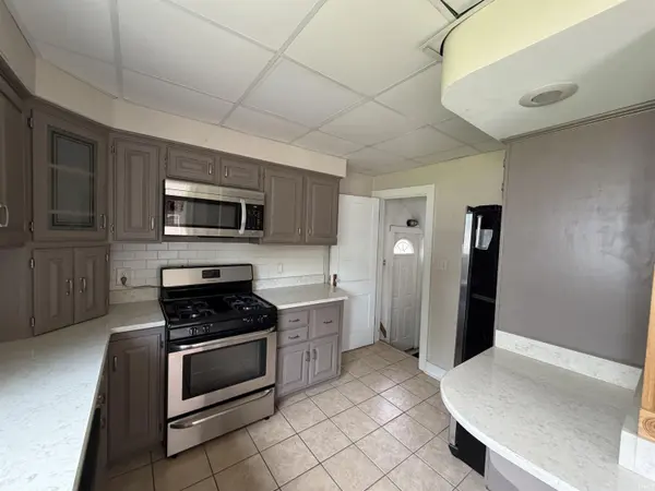 505 Calhoun ST, Mishawaka, IN 46545-6027