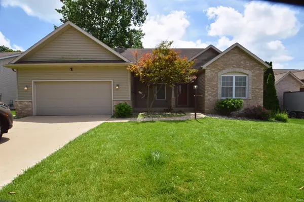 18416 Summer Wind LN, South Bend, IN 46637-4592
