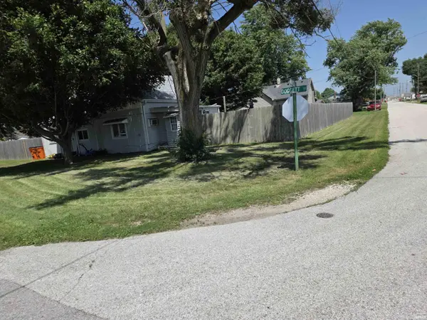 322 W North ST, Windfall, IN 46076