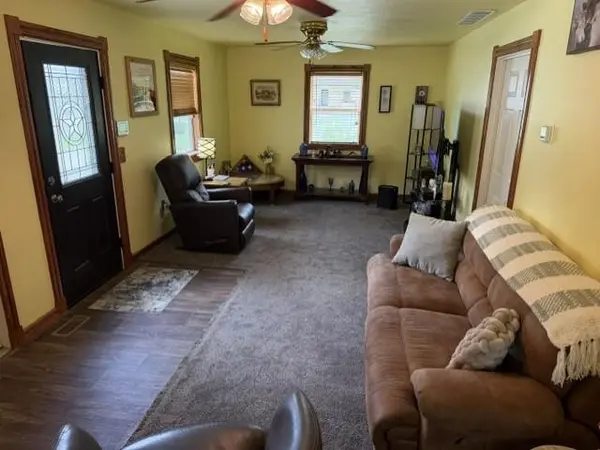 101 Ray RD, Fremont, IN 46737