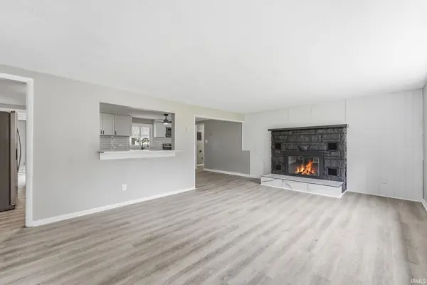 18111 Faylor DR, Huntertown, IN 46748