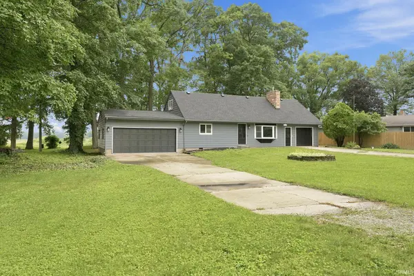 18111 Faylor DR, Huntertown, IN 46748