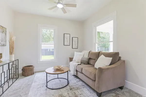 22761 Ardmore TRL, South Bend, IN 46628