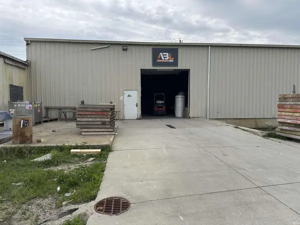 28867 Old Us 33 RD, Elkhart, IN 46516-1625