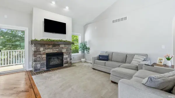 18490 Latonka TRL, Culver, IN 46511
