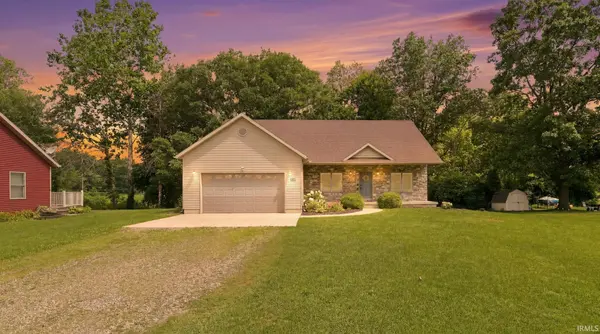 18490 Latonka TRL, Culver, IN 46511